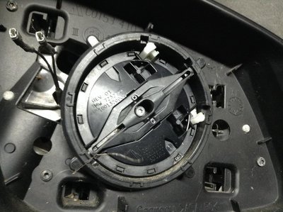электромоторчик (привод) зеркала наружного правого R BMW 5 (F10) 2012