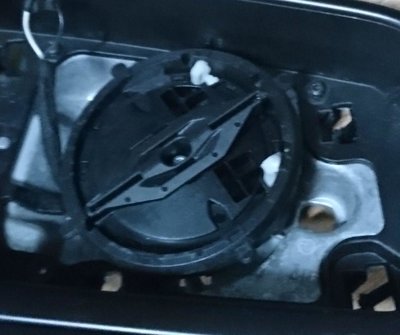 электромоторчик (привод) зеркала наружного правого R BMW 5 (E60) 2007