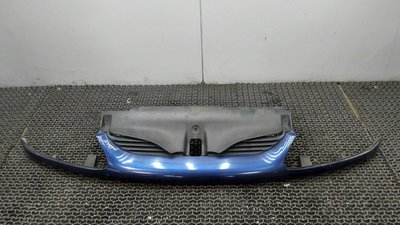 7701471338 Решетка радиатора Renault Laguna 1994-2001 1999