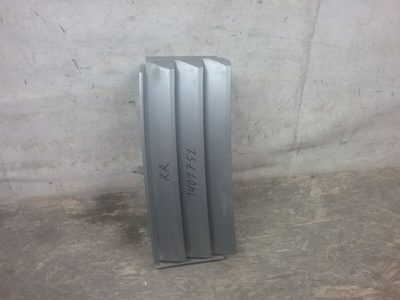 LR011354 накладка крыла переднего левого Range Rover 3 Restail