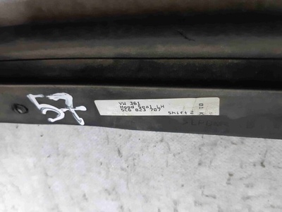 5C6823707 Уплотнитель Volkswagen Jetta 2011