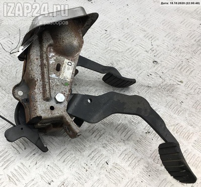 8200620639 Узел педальный Renault Twingo II (2007-2014) 2008