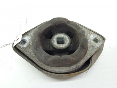 8D0399151J Подушка крепления КПП Audi A4(B5) 1999