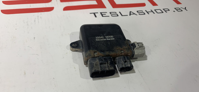 600895300D Блок управления вентилятором кондиционера Tesla Model S 2012 6008953-00-D