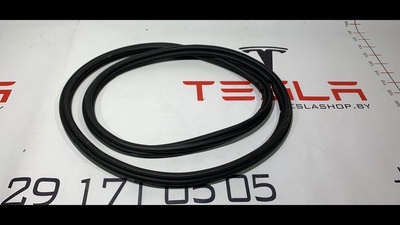 103301600B уплотнитель Tesla Model X 2020 1033016-00-B
