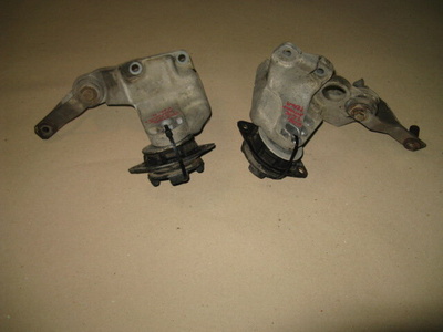 8A0399114B лапа кпп audi 80 b4 2.6 8a0399113a /