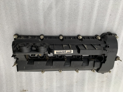 LR041443 Клапанная крышка Land Rover Range Rover 3 2010 ,8W93-6P036-AJ