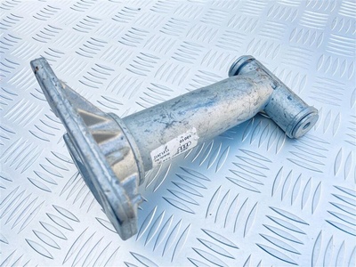 4B0807134C Кронштейн переднего бампера Audi A6 C5 2003