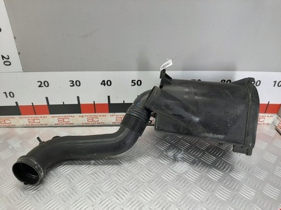8Z0129607C Корпус воздушного фильтра Audi A2 (2000-2005) 2002