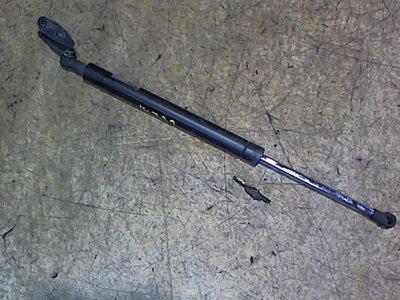 TD1163620D Амортизатор крышки багажника левая Mazda CX-9 2007-2012 2009 TD11-63-620D