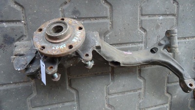 8D0407257M Ступица передняя левая Audi A4 B5 [рестайлинг] 1998