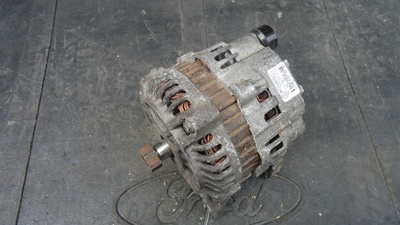 A002TC0982 Генератор Renault Scenic 2 поколение 2005 8200468131