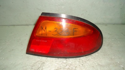 RR1439 Фонарь задний правый Mazda 323F 1996