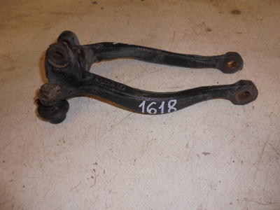 GS1D34711B Кронштейн амортизатора Mazda 6 GH 2007-2013