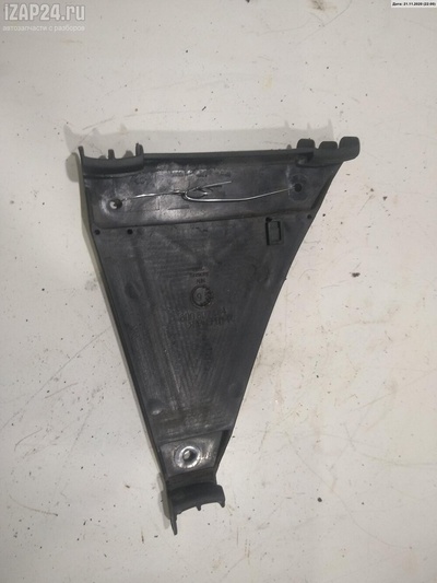 8D0807484 Кронштейн бампера заднего Правая Audi A4 B5 (1994-2001) 1995