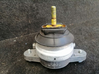 4E0399151CE Подушка крепления кпп Audi A8 D3 2007