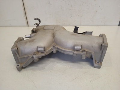 07L133085A Воздуховод Audi S8 D3 2006, 2007, 2008, 2009, 2010