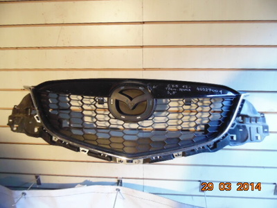 KD4550710G Решетка радиатора Mazda CX 5 2012-2017 KD45-50-710G