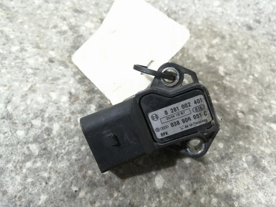 0281002401 Датчик абсолютного давления BOSCH / MAP - SENSOR / . Volkswagen Passat B6 2008 ,038906051C