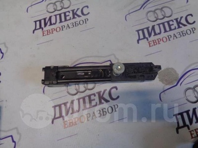 1T0857819 механизм регулировки ремня безопасности VW Touran 2003-2010