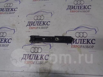 1T0857819 механизм регулировки ремня безопасности VW Golf V Variant 2003-2009
