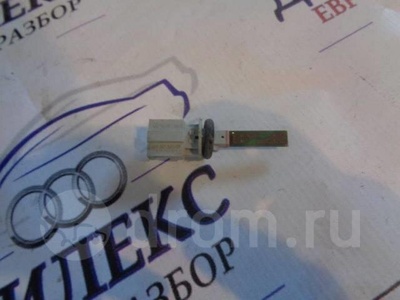 1K0907543E датчик температуры воздуха VW Golf V Variant 2003-2009