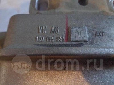 1K0199555AC опора двигателя VW Golf V Variant 2003-2009
