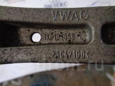 1K0199855AG опора двигателя VW Golf V Plus 2005-2014 2006