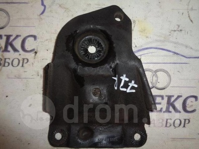 4Z7399540E кронштейн балки Audi Allroad quattro 2000-2005 2002