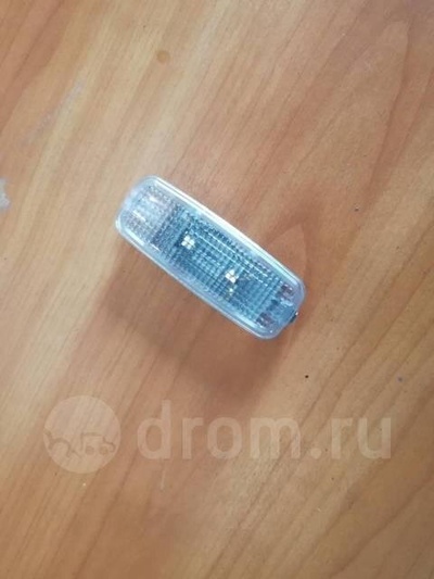 4e0947105 плафон салонный Audi A8 [D3 4E] 2004-2010 2004