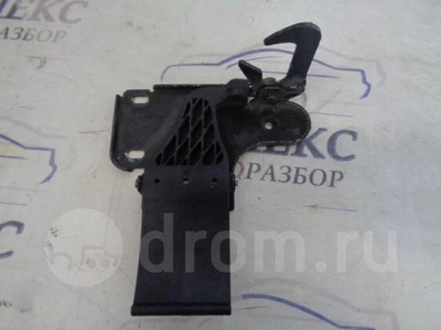 4e0823485b крючок капота Audi A8 [D3 4E] 2004-2010 2004