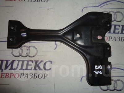 5N0805567B кронштейн замка капота VW Tiguan 2007-2011 2008