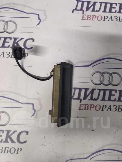 1J0827566F кнопка открывания багажника VW Touareg 2002-2010 2006