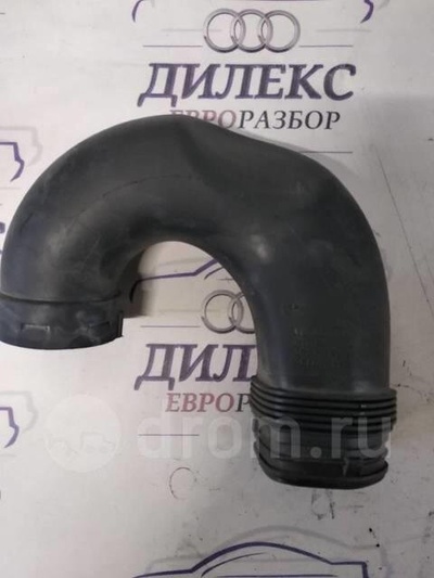 5N0129618B патрубок воздушного фильтра VW Tiguan 2007-2011 2008