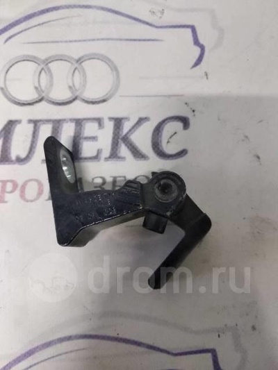 8k0831401b петля двери Audi A4 (B8) 2007-2015 2009