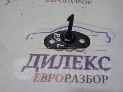 7l0886161e направляющая сиденья VW Touareg 2002-2010 2004