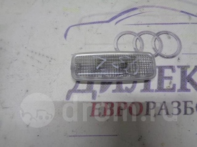 8L0947105A плафон салонный Audi A6 (C5) 1997-2004 2002