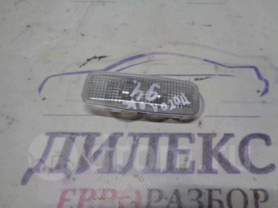 4d0947105a плафон салонный Audi A6 (C6 4F) 2004-2011 2006