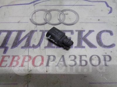 8z0820535 датчик температуры воздуха VW Passat (B6) 2005-2010 2008