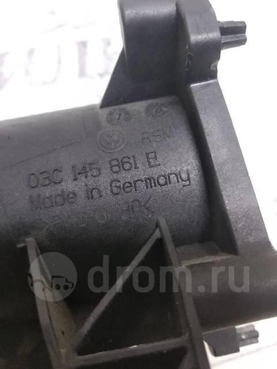 03c145861d воздуховод VW Golf VI 2009-2012 2011
