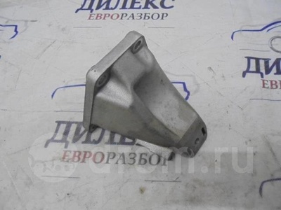 8D0199308AD кронштейн двигателя Audi Allroad quattro 2000-2005 2004