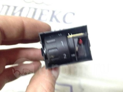 7l6963569b кнопка обогрева сидений VW Touareg 2002-2010 2005
