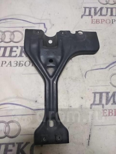 5N0805567B кронштейн замка капота VW Tiguan 2007-2011 2009