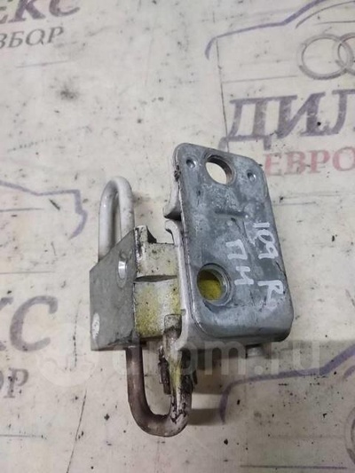3C8831412A петля двери VW Passat (B6) 2005-2010 2010