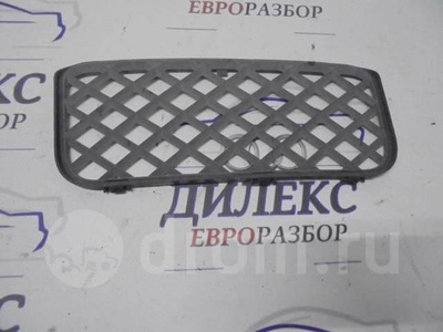 7l6853676 решетка в бампер VW Touareg 2002-2010 2005