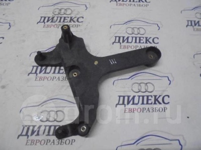 8j0129671a кронштейн (сопут. товар) Audi TT (8J3) 2006> 2009