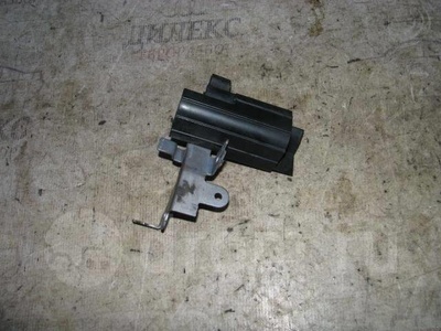 3c0971858b кронштейн VW Passat (B6) 2005-2010 2008