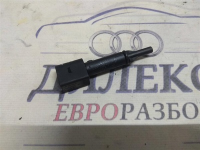 4b0820535a датчик температуры воздуха Audi Allroad quattro 2000-2005 2004