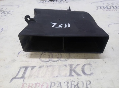 4E0129618Q воздухозаборник (наружный) Audi A8 [D3 4E] 2004-2010 2008