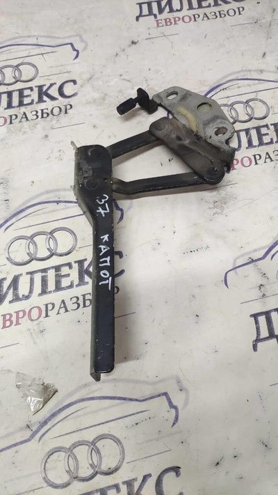 3C0823301D петля капота VW Passat (B6) 2005-2010